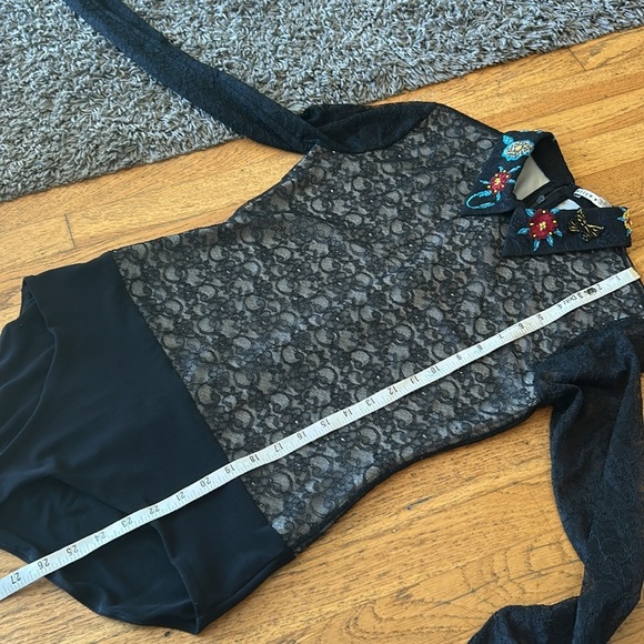 ALICE + OLIVIA Collared Beaded Bodysuit Long Black Lace Top Floral Embroidery M - Picture 13 of 14